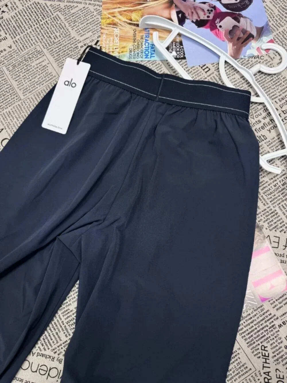 NWT ALO Yoga Navy Blue Wide-Leg Suit Up Lounge Pants